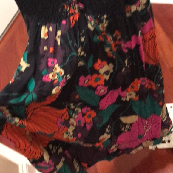 Floral Dress 🌷 - Picture 8 of 8